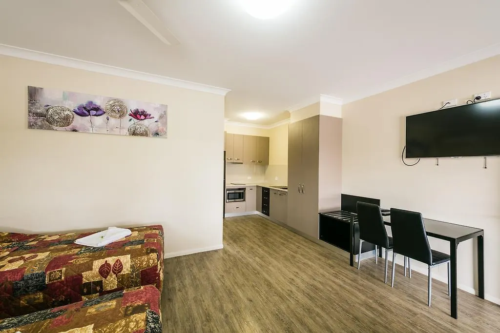 Athena Studio Units Roma 4*,  Australia